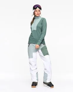 Kari Traa Women's Karen Midlayer Fleece Jacket -Outlet Skis Store 622902 Karen Midlayer Fleece Jacket MURK MODEL 1 Karitraa